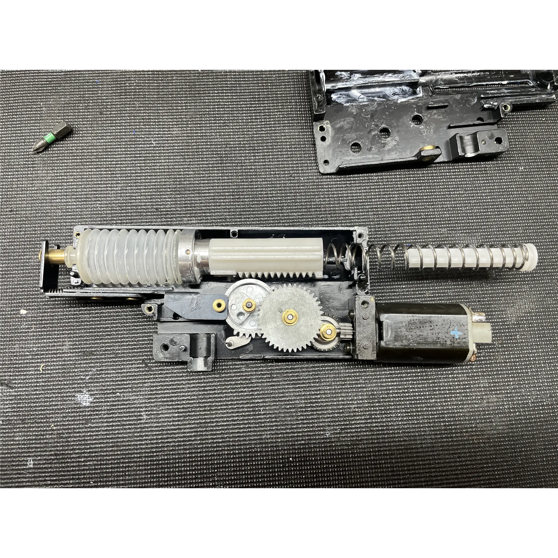 TOP Japan MP-40 AEG